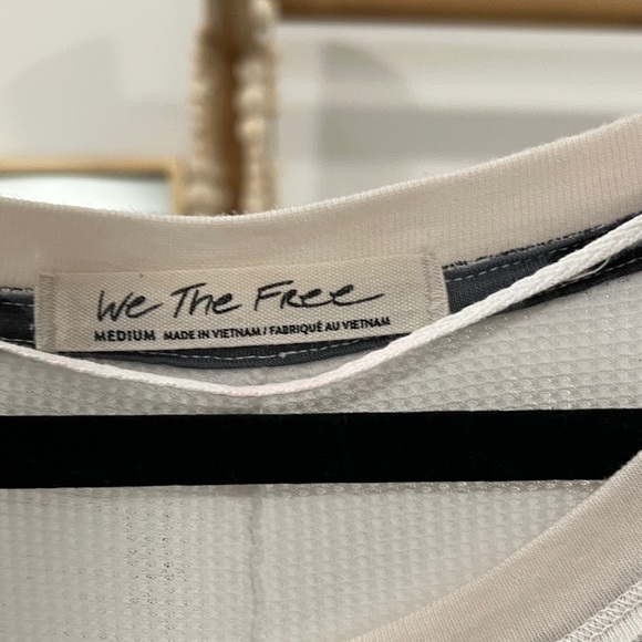 Free People Black and Cream Long Sleeve Top - Picture 2 of 3